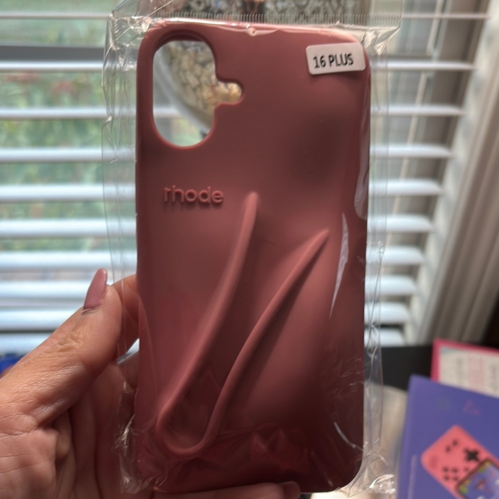 RHODE Mauve Phone Case for 16 Plus